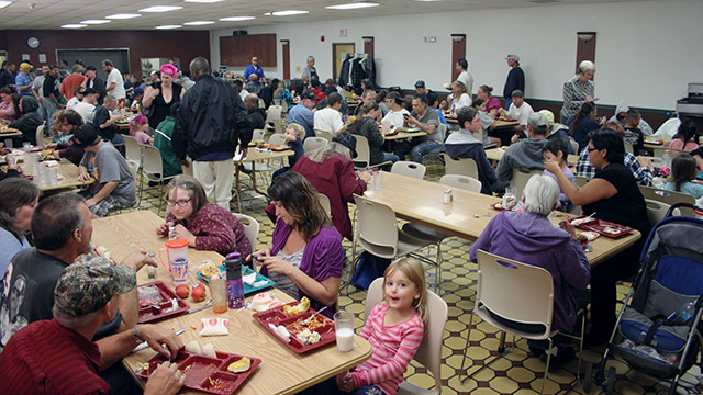 full dining room at dinner time