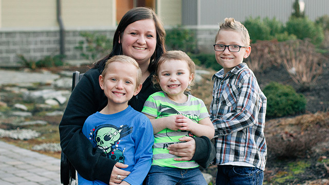 Shannon-and-kids