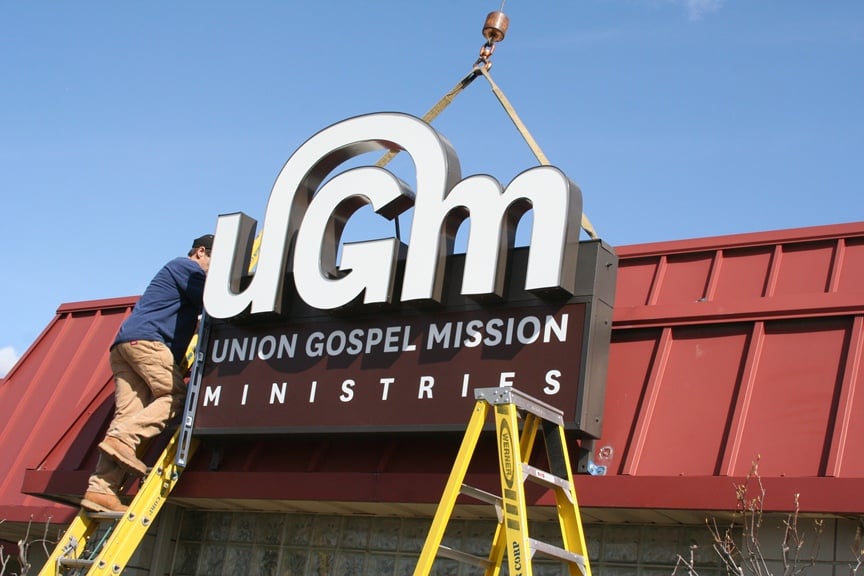 UGM_sign homeless shelter