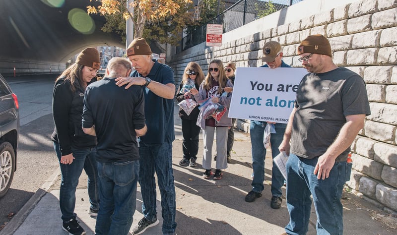 Group-praying-1